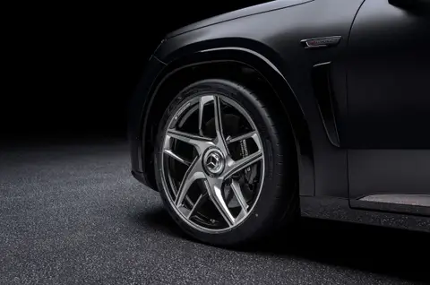 High-tech SUV with sports car DNA: The new Mercedes-AMG GT SUV