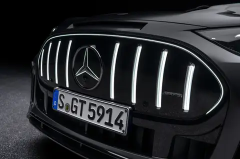 High-tech SUV with sports car DNA: The new Mercedes-AMG GT SUV