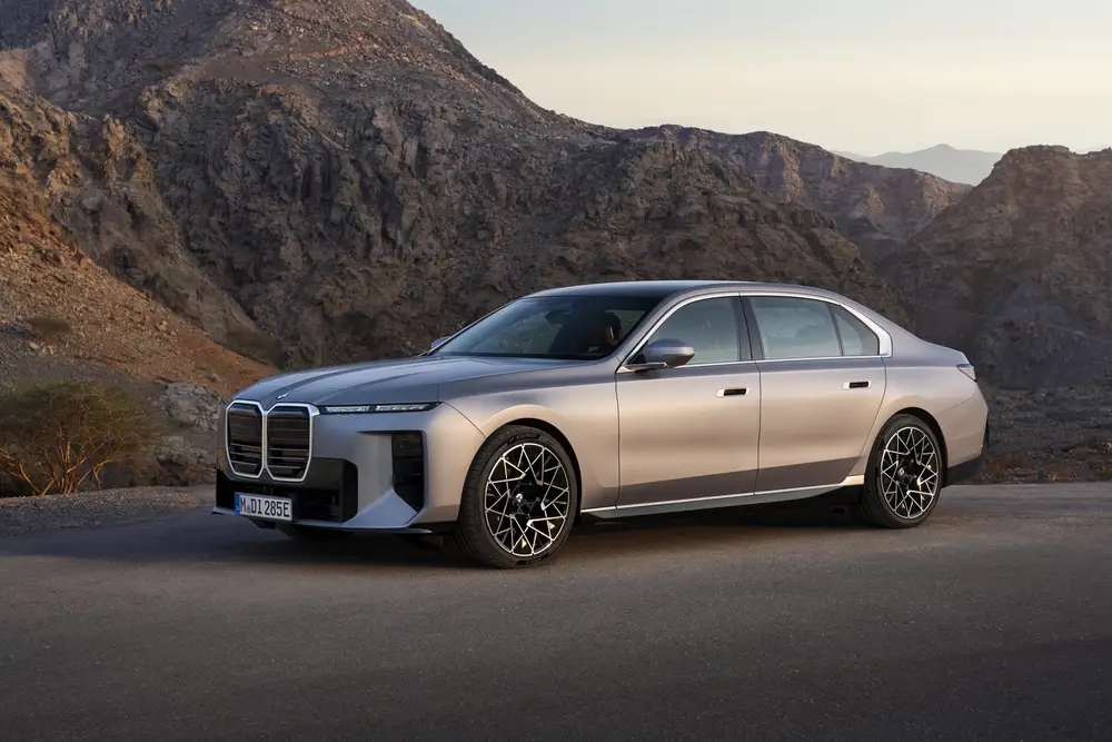 BMW UK launches dedicated Chauffeur Programme for new BMW 7 Series 1