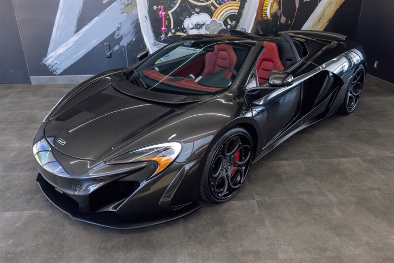 2015 McLaren 650S Spider 2-Door Convertible
