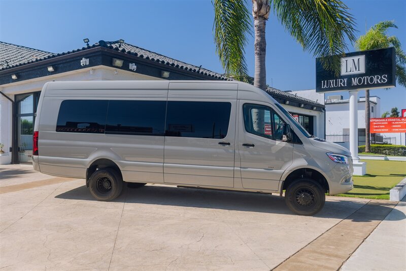 2025 Mercedes-Benz Sprinter 3500XD 3-Door Van